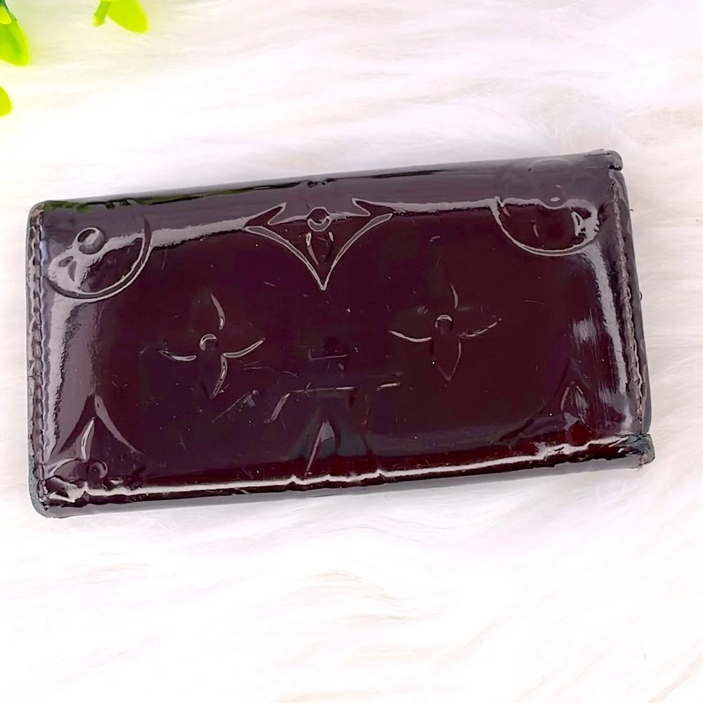 Louis Vuitton Vernis 4 Ring Key Holder‎